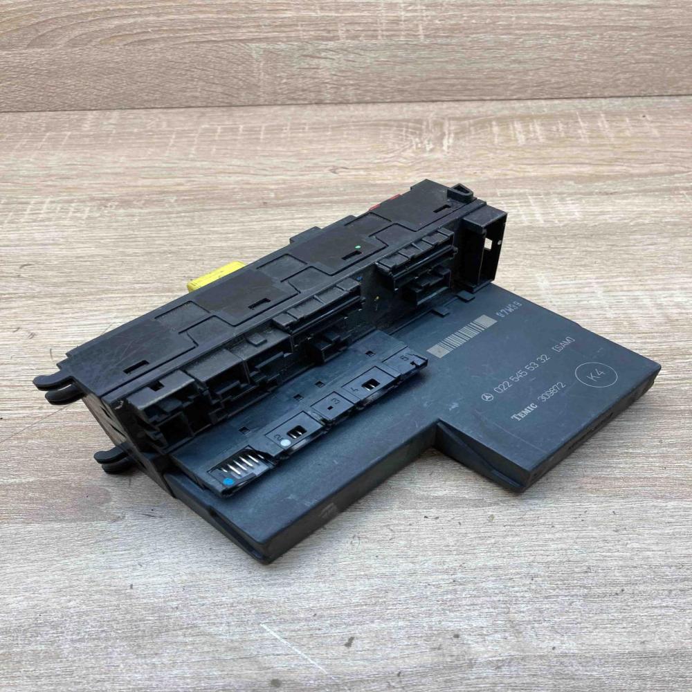 0225455332 309872 K4 Fuse module Mercedes-Benz E W210