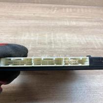 89221 78010 238000 3912 E4 Fuse module Lexus NX