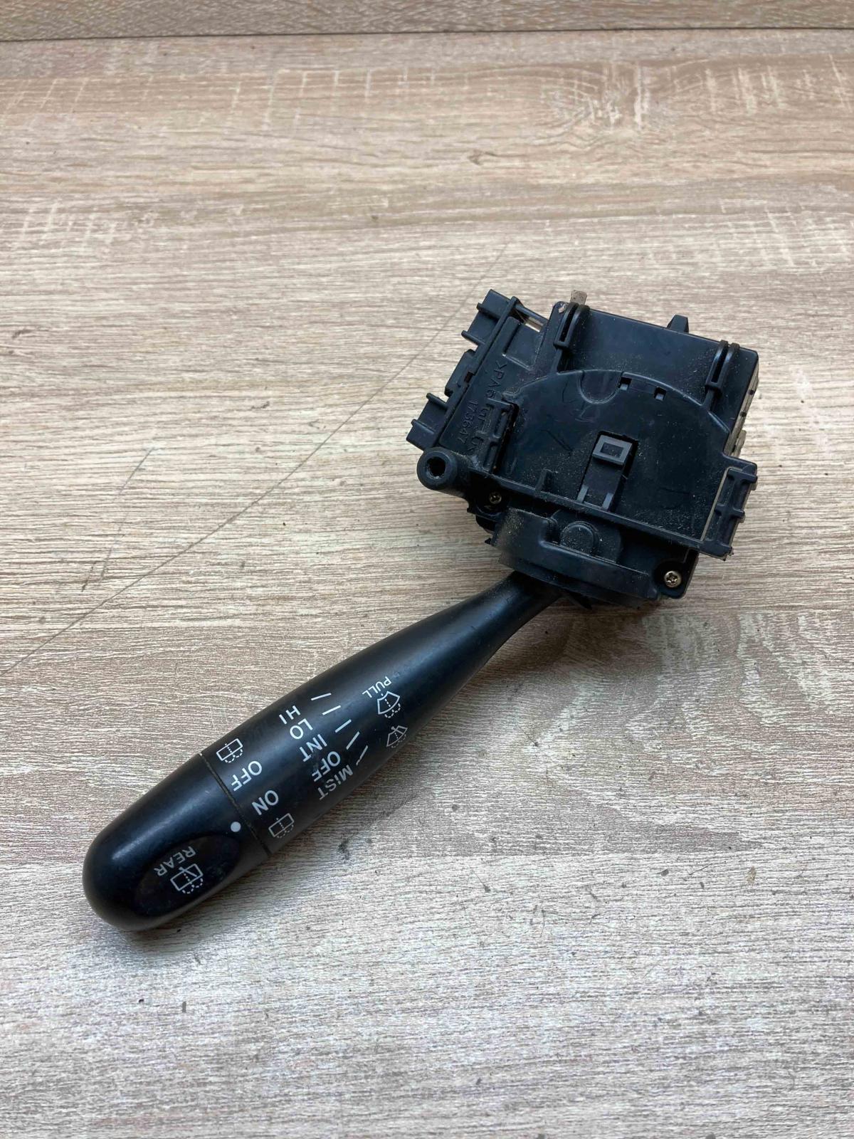 173647 PA6 GF30  Wiper control stalk Toyota Corolla E120 E130