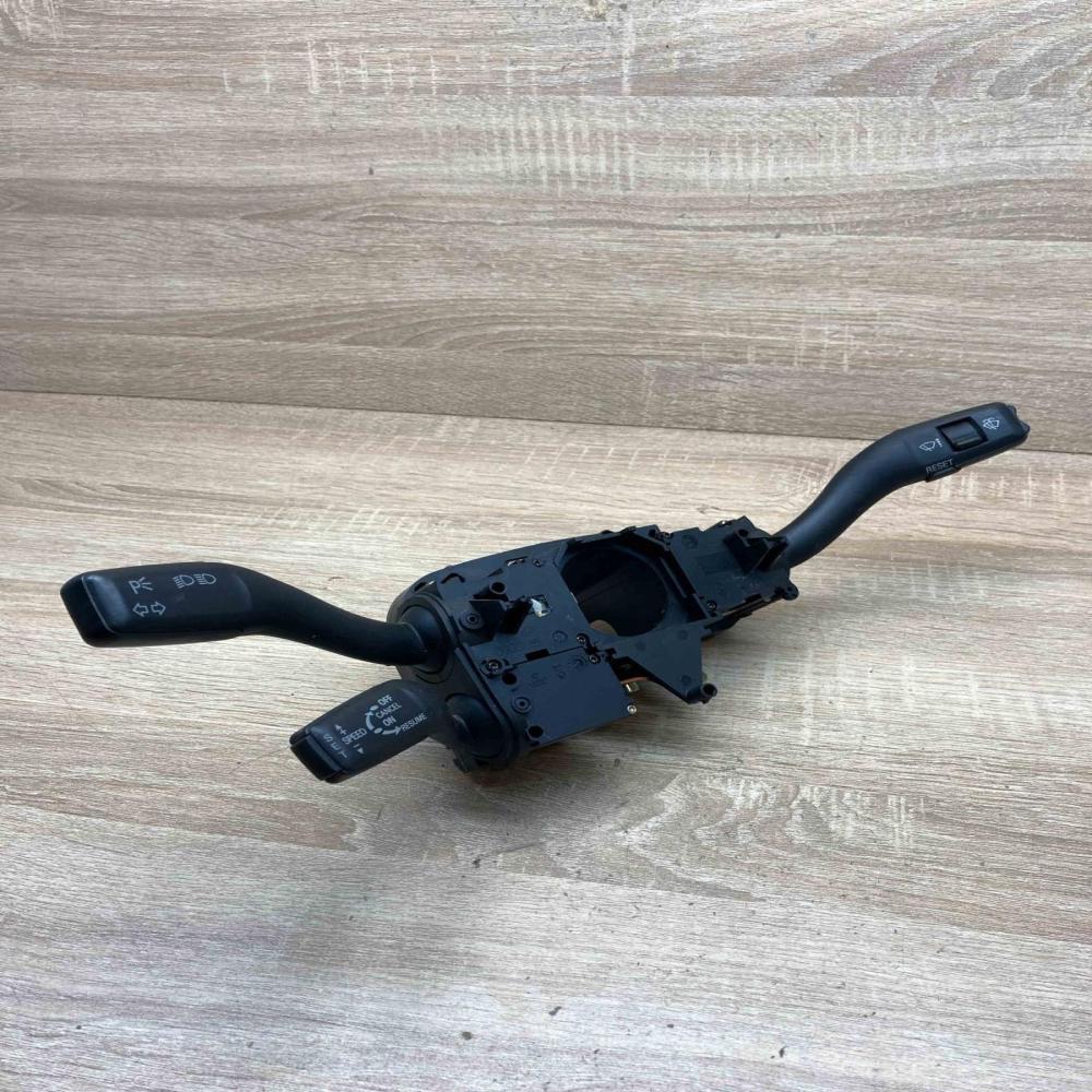 4E0953549 4E0910549 4E0953503B Wiper turn signal indicator stalk/switch Audi A8