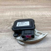 8D1820511E 0132801115  Air flap motor/actuator Volkswagen PASSAT B5