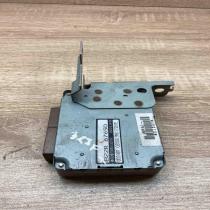 B22R 67650   Engine control unit/module ECU Mazda 323 F