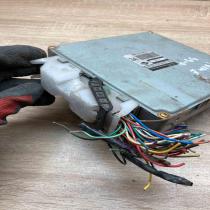 MEC20 520 A11116 3A Engine control unit/module ECU Nissan Primera