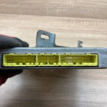 22611 AA360 MECF S02  Engine control unit/module ECU Subaru Legacy