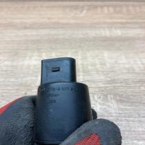 8377612   Windscreen/windshield washer pump BMW 5 E39