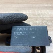 A0025423819   Other relay Mercedes-Benz E W211