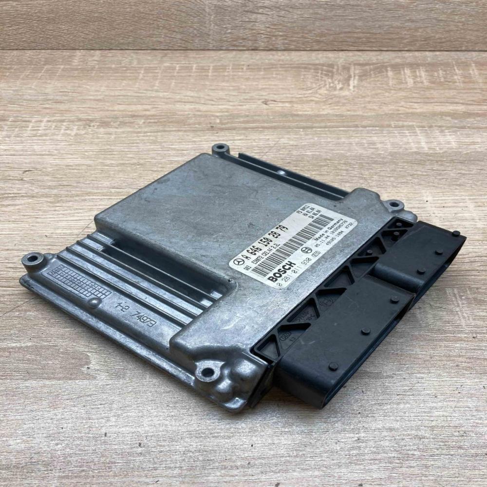 A6461502879 0281011930  Engine control unit/module ECU Mercedes-Benz E W211