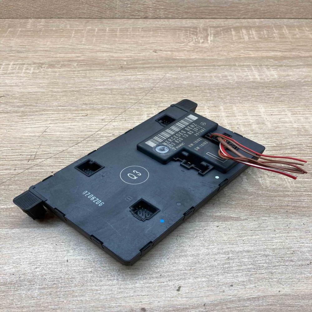 2038201385   Door control unit/module Mercedes-Benz C W203
