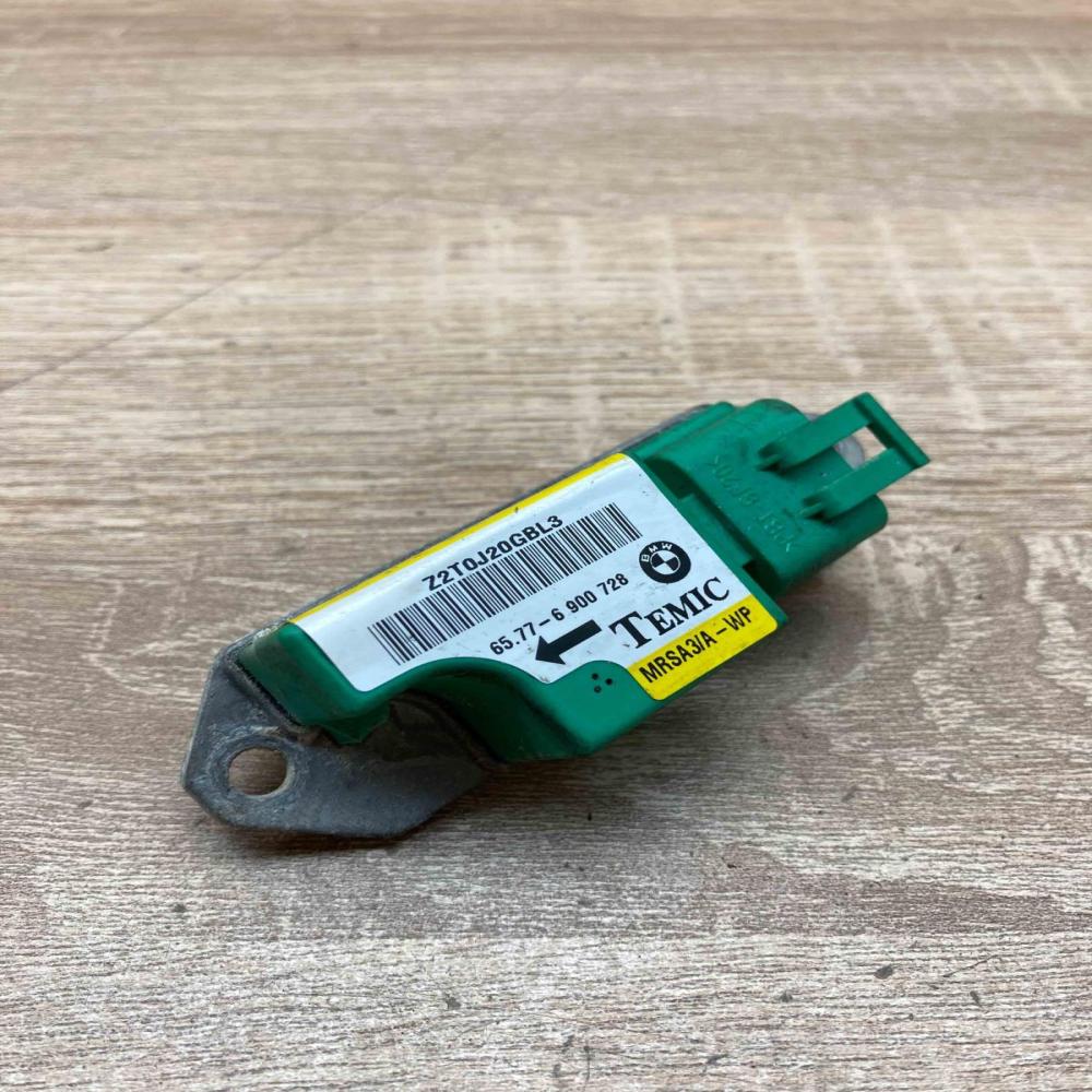 6900728   Airbag deployment crash/impact sensor BMW X5 E53