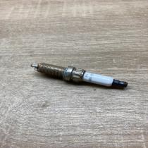 12ZR 8STP   Spark plug Peugeot 2008 I