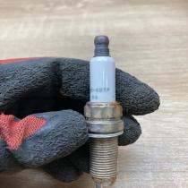 12ZR 8STP   Spark plug Peugeot 2008 I