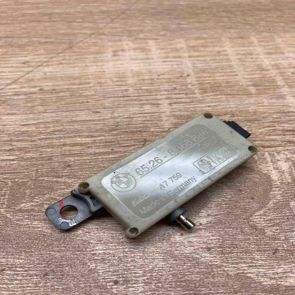8368886   Aerial antenna amplifier BMW 5 E39
