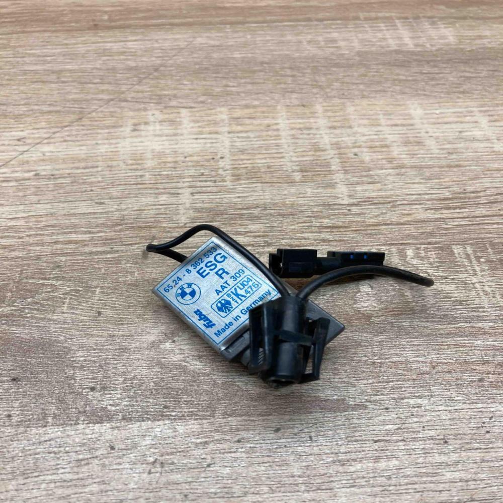 8362533 ESG  Aerial antenna amplifier BMW 5 E39