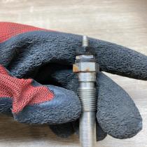 067100 1340   Glow plug Toyota Land Cruiser (FJ40)