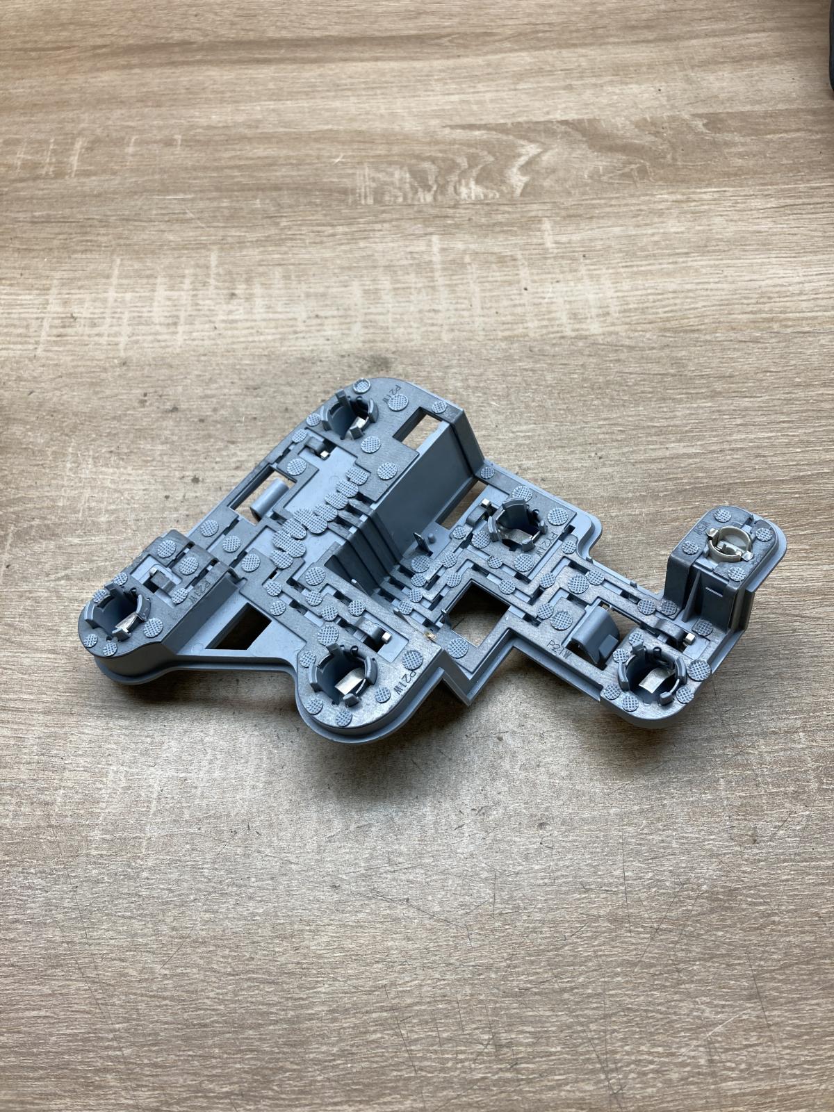 7539 11 753911  Rear tail light bulb Mercedes-Benz C W204