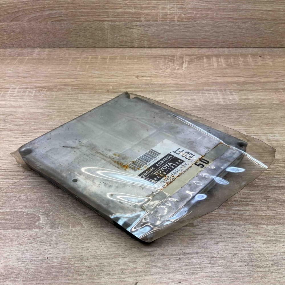 89666 12320 175800 5041  Engine control unit/module ECU Toyota Corolla E120 E130