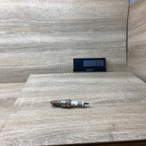101000040AD   Spark plug Audi A6 S6 C4 4A