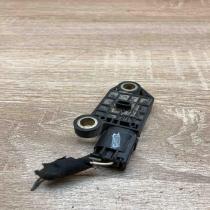 9642467780   Airbag deployment crash/impact sensor Citroen C5