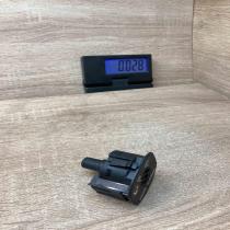 30658737   Passenger airbag on/off switch Volvo V70