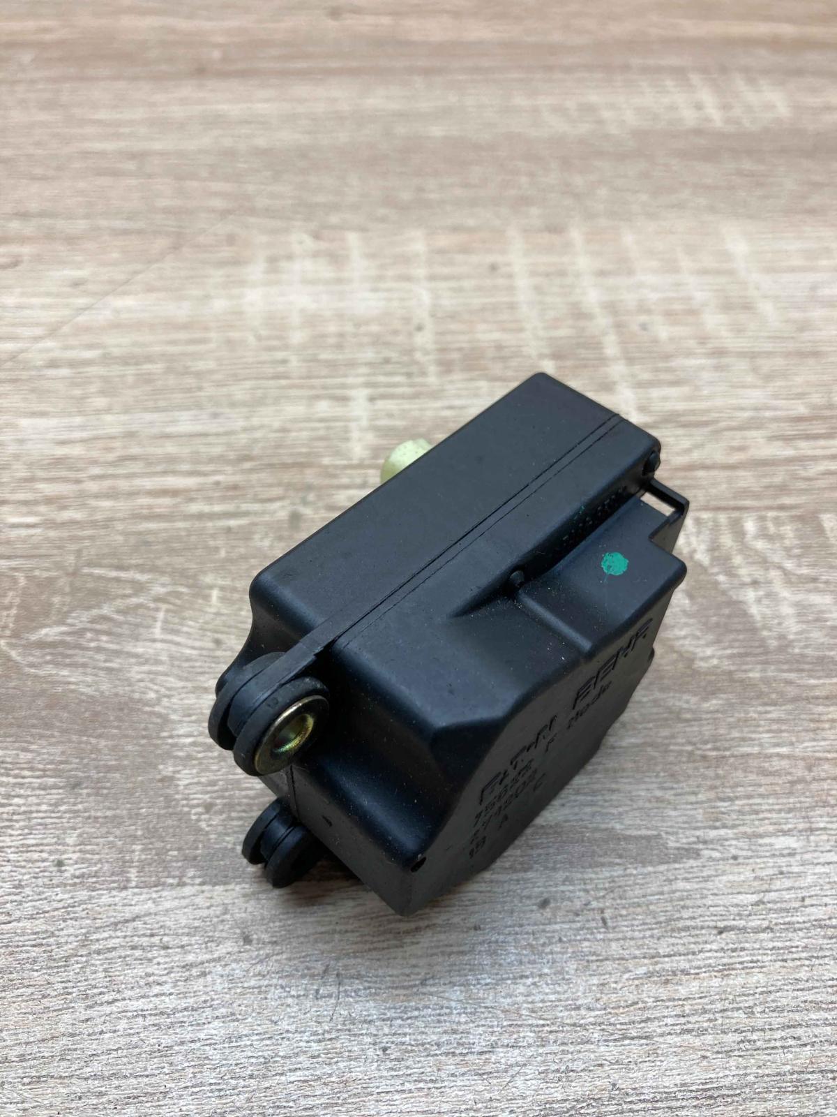 75622F 271202  Air flap motor/actuator Volvo S60