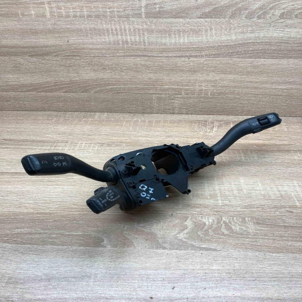 4E0953549C 4E0953521A 4E0953503C Wiper turn signal indicator stalk/switch Audi A