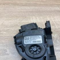 6G92 9F836 DD 6PV009220 03  Accelerator throttle pedal Volvo S80