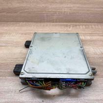 37820 P2M G61 913 100179 E2 Engine control unit/module ECU Honda Stream