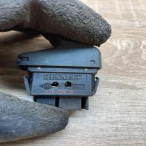 838100G   Electric window control switch Renault Scenic I
