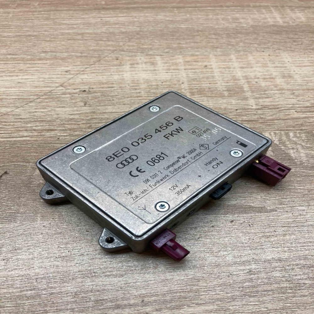 8E0035456B   Aerial antenna amplifier Audi A6 S6 C6 4F