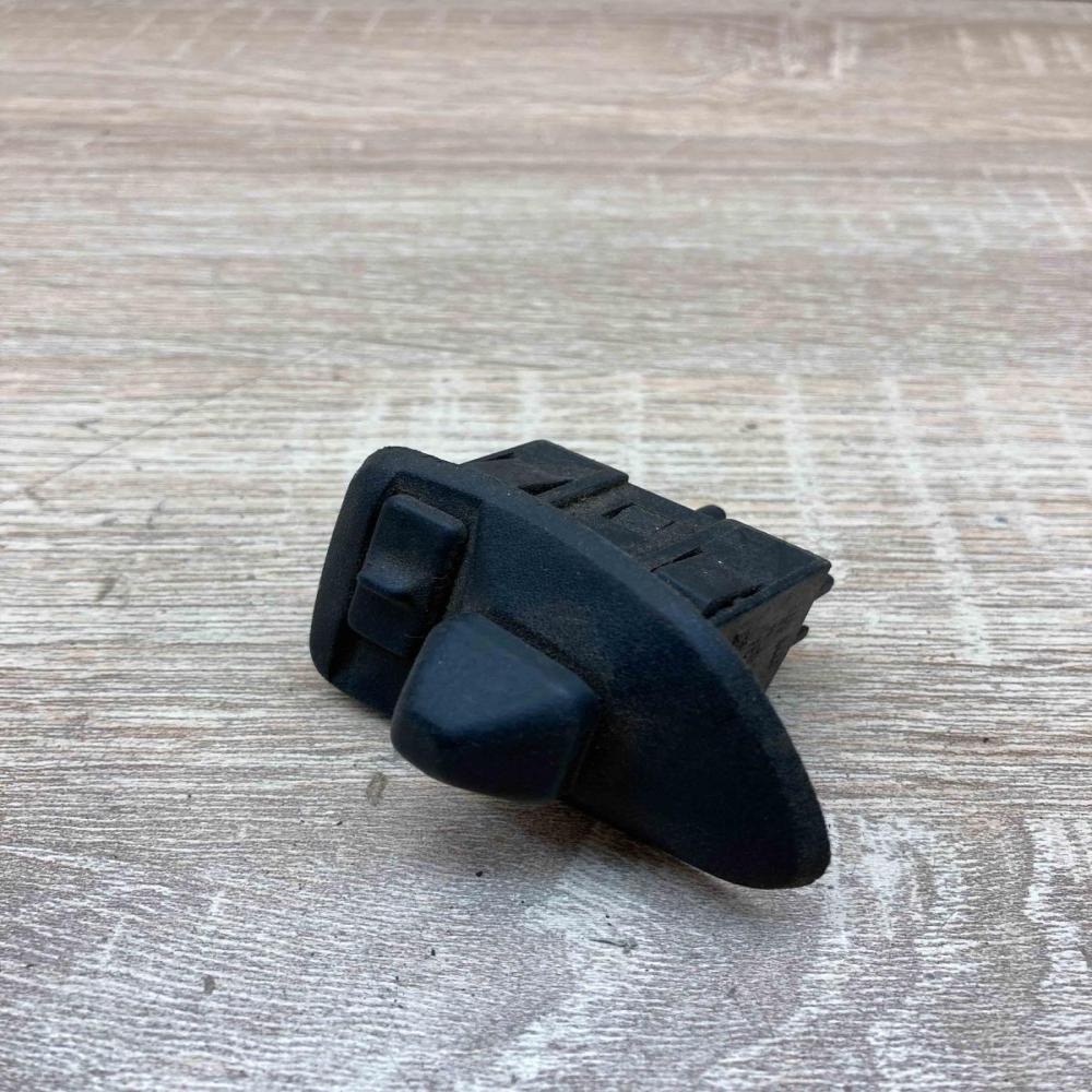 1387287   Wing mirror switch BMW 3 E36