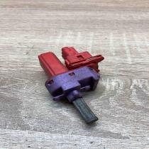 98AB 7C534 AA U3NFA  Brake pedal sensor switch Ford Focus