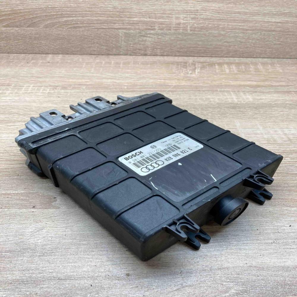 028906021E 0281001221 222 Engine control unit/module ECU Audi A4 S4 B5 8D