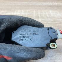 74935F 211202  Air flap motor/actuator Volvo S60