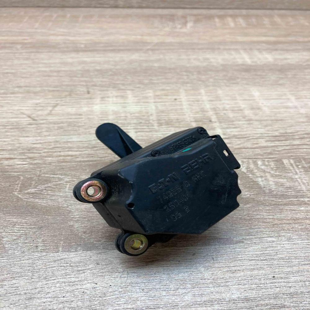 74935D 250401  Air flap motor/actuator Volvo S60