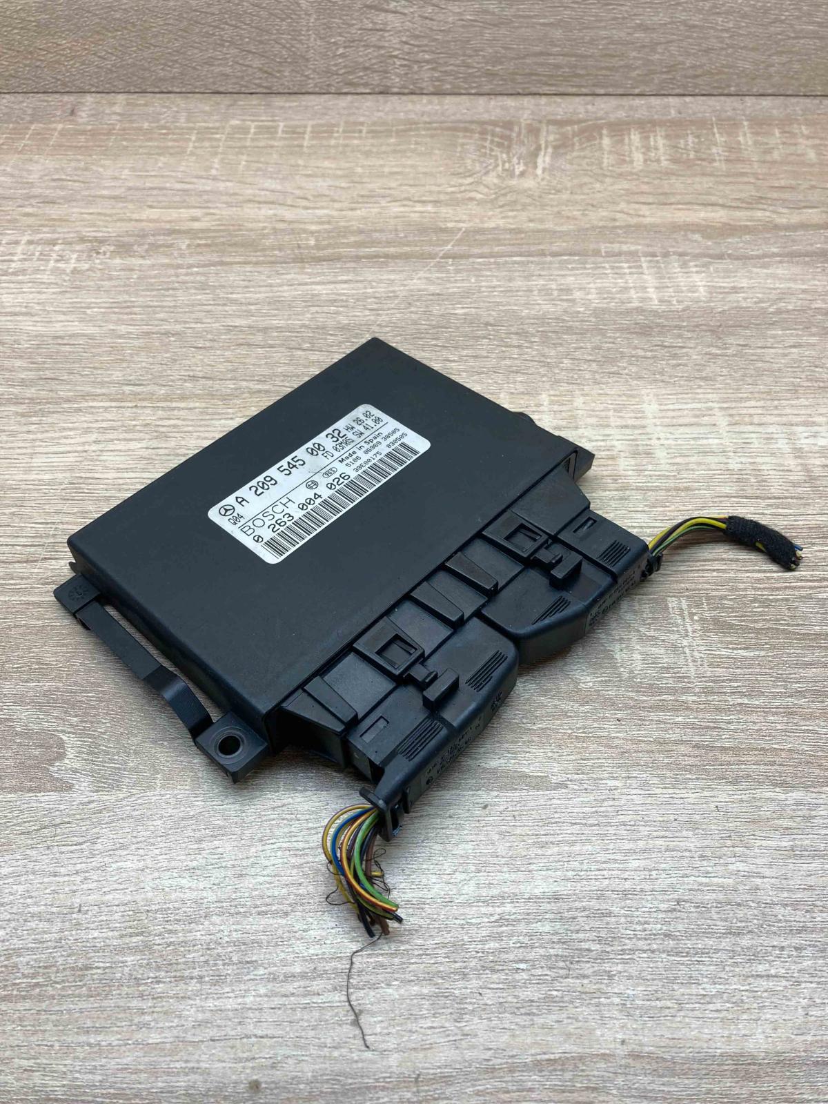 A2095450032 0263004026  Parking PDC control unit/module Mercedes-Benz C W203