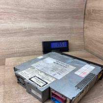 9022 015 69339 1831010  Navigation unit CD/DVD player BMW 7 E38