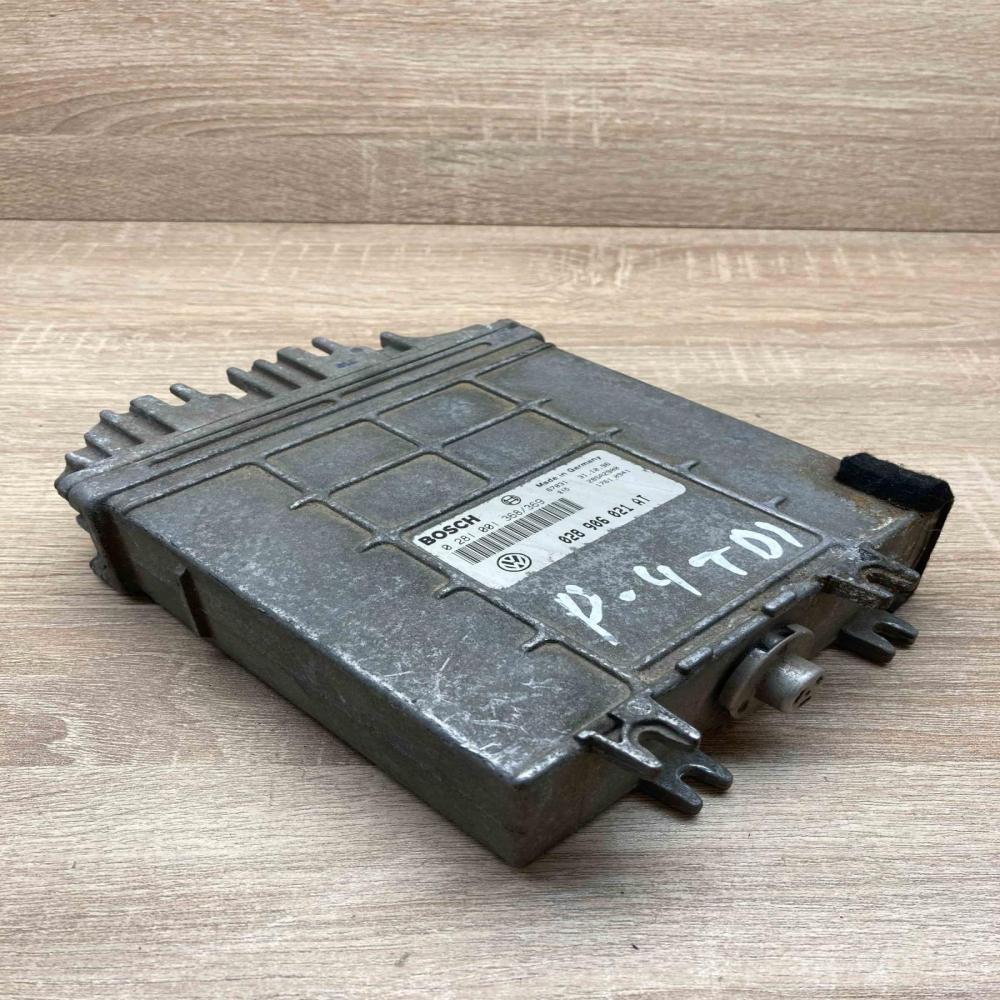 028906021AT 0281001368 369 Engine control unit/module ECU Volkswagen Golf III