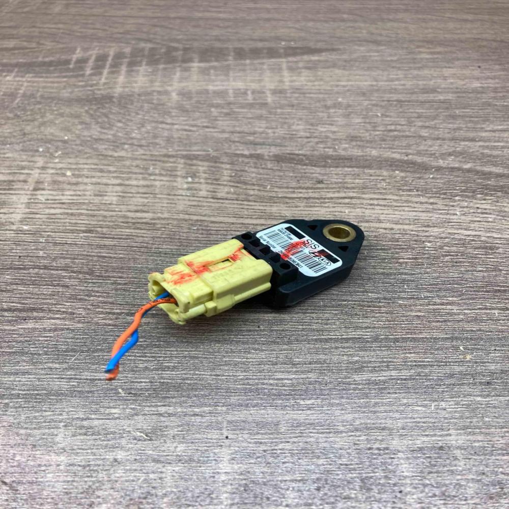 95920 2H000   Airbag deployment crash/impact sensor KIA Ceed