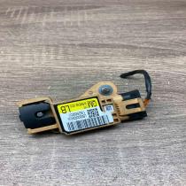 13256901   Airbag deployment crash/impact sensor Opel Vectra C