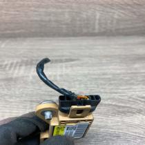 13256901   Airbag deployment crash/impact sensor Opel Vectra C