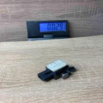 8200529572   Airbag deployment crash/impact sensor Renault Clio III