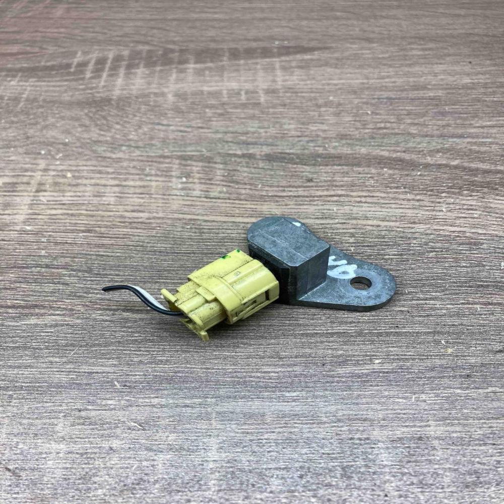 FC1GZ 11916 2514  Airbag deployment crash/impact sensor Nissan Qashqai