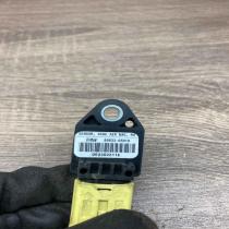 89833 05010 Used  Airbag deployment crash/impact sensor Toyota Avensis T250