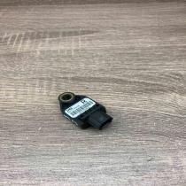 89173 05030   Airbag deployment crash/impact sensor Toyota Avensis T250