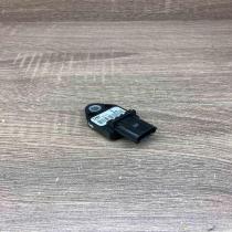 89834 05010   Airbag deployment crash/impact sensor Toyota Avensis T250
