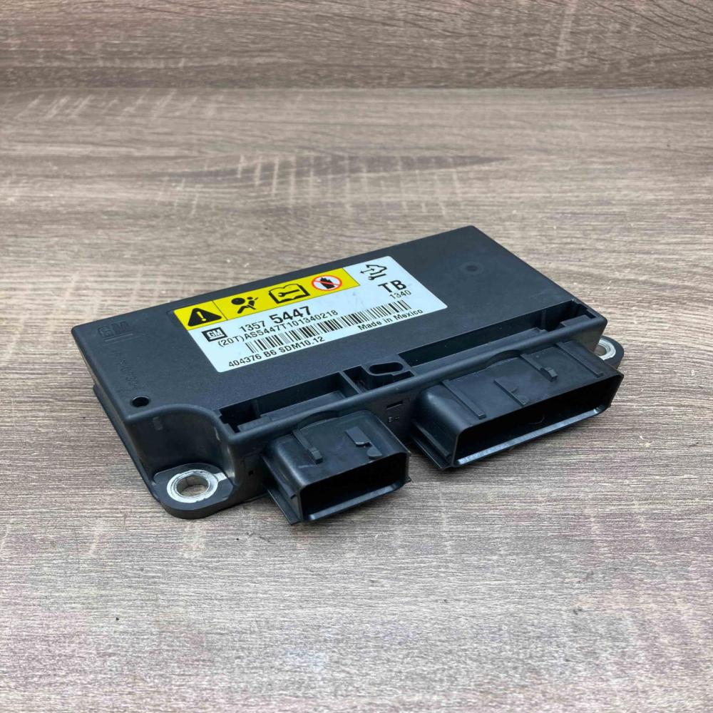 13575447   Airbag control unit/module Opel Insignia A