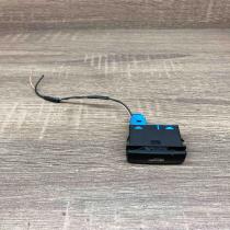 YXL 100100 5 02 00  Tailgate/boot open switch button Rover 75