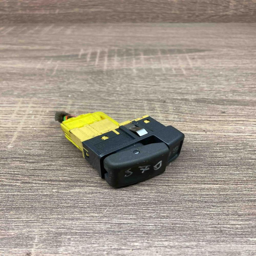 9162961 97W27K 4970 Fog light switch Volvo S70  V70  V70 XC