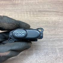 956 21G4N   Central locking switch button Mazda 323 F