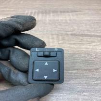 84870 05020 98903221000 Used Wing mirror switch Toyota Avensis T220